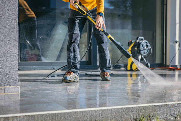 Best Driveway Pressure Washing  in Nissequogue, NY